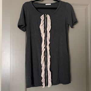 Boutique dress with ruffles, zipper, and pockets!!!